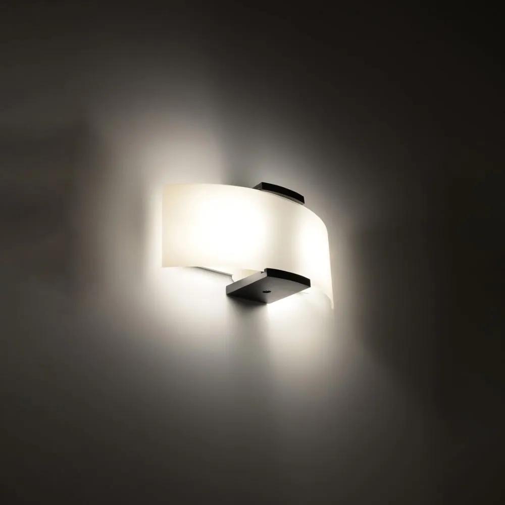 Бяла стенна лампа Eva – Nice Lamps