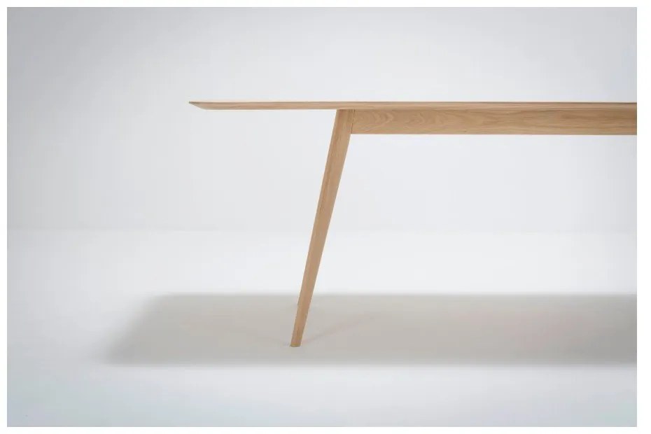 Трапезна маса от масивна дъбова дървесина , 220 x 90 cm Stafa - Gazzda