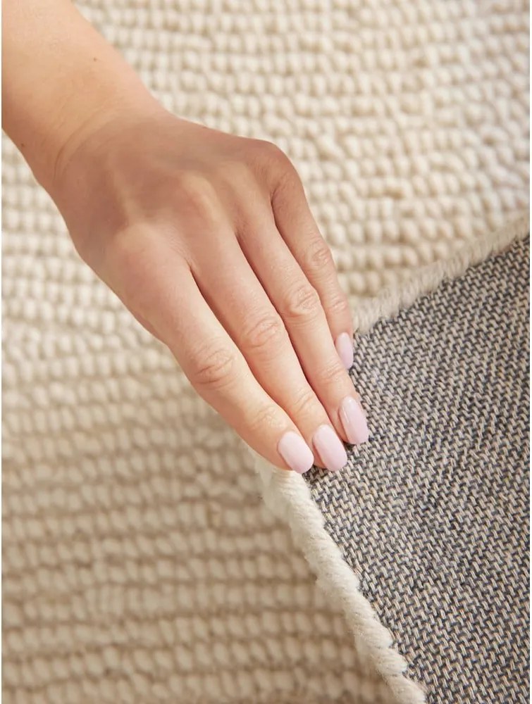 Ръчно изработена вълнена пътека в светло естествен цвят 80x200 cm Calmio – Hanse Home