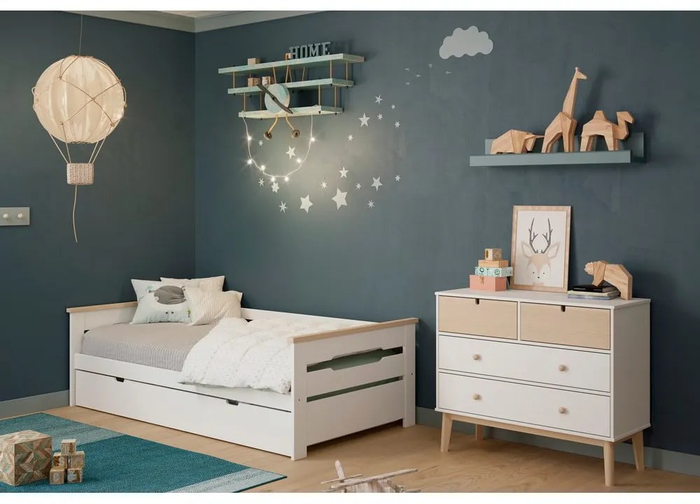 Бял нисък скрин за деца 100x81 cm Estefania - Marckeric