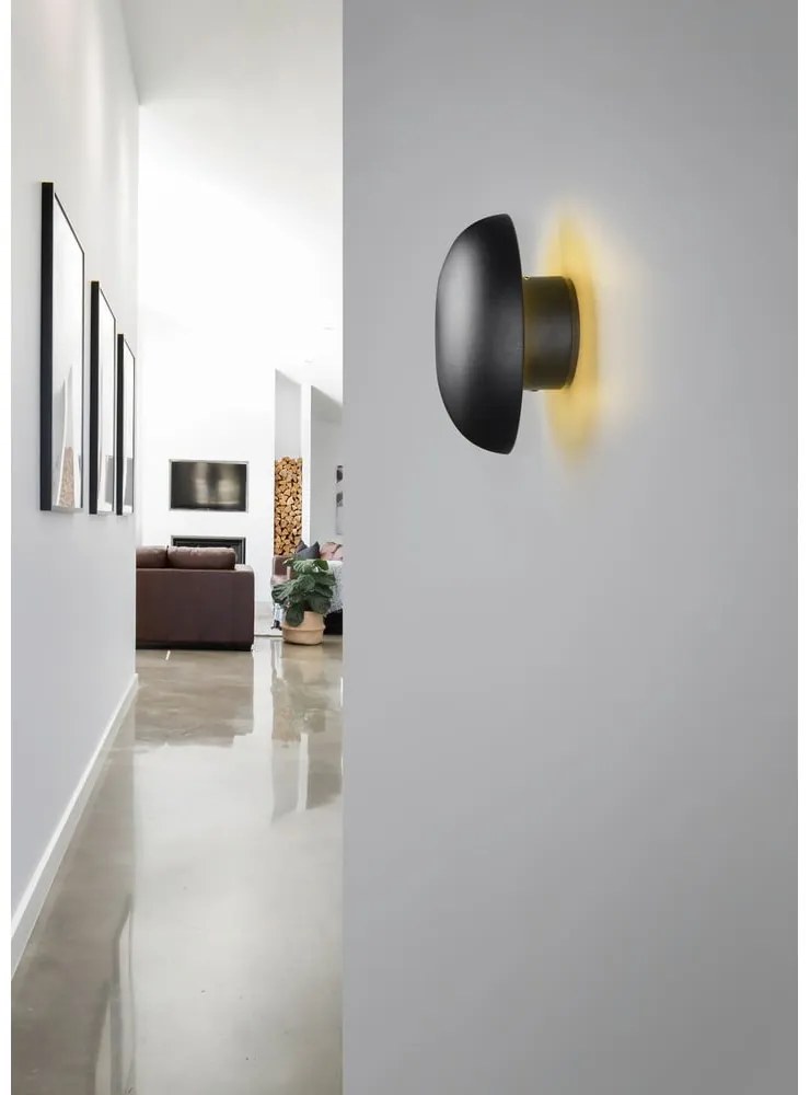 Матово черно LED стенна лампа с USB Davey – Reality