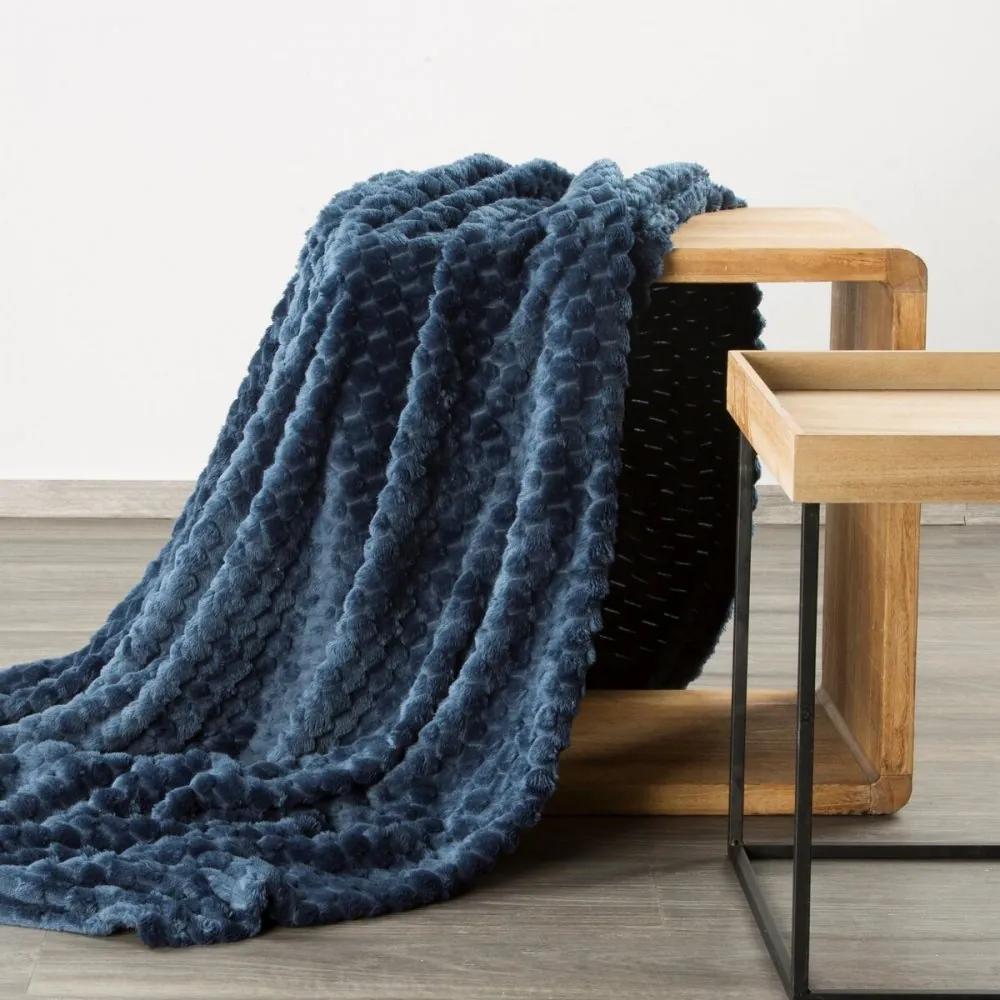 Дебело одеяло в синьо с модерен модел Ширина: 150 см | Дължина: 200 см