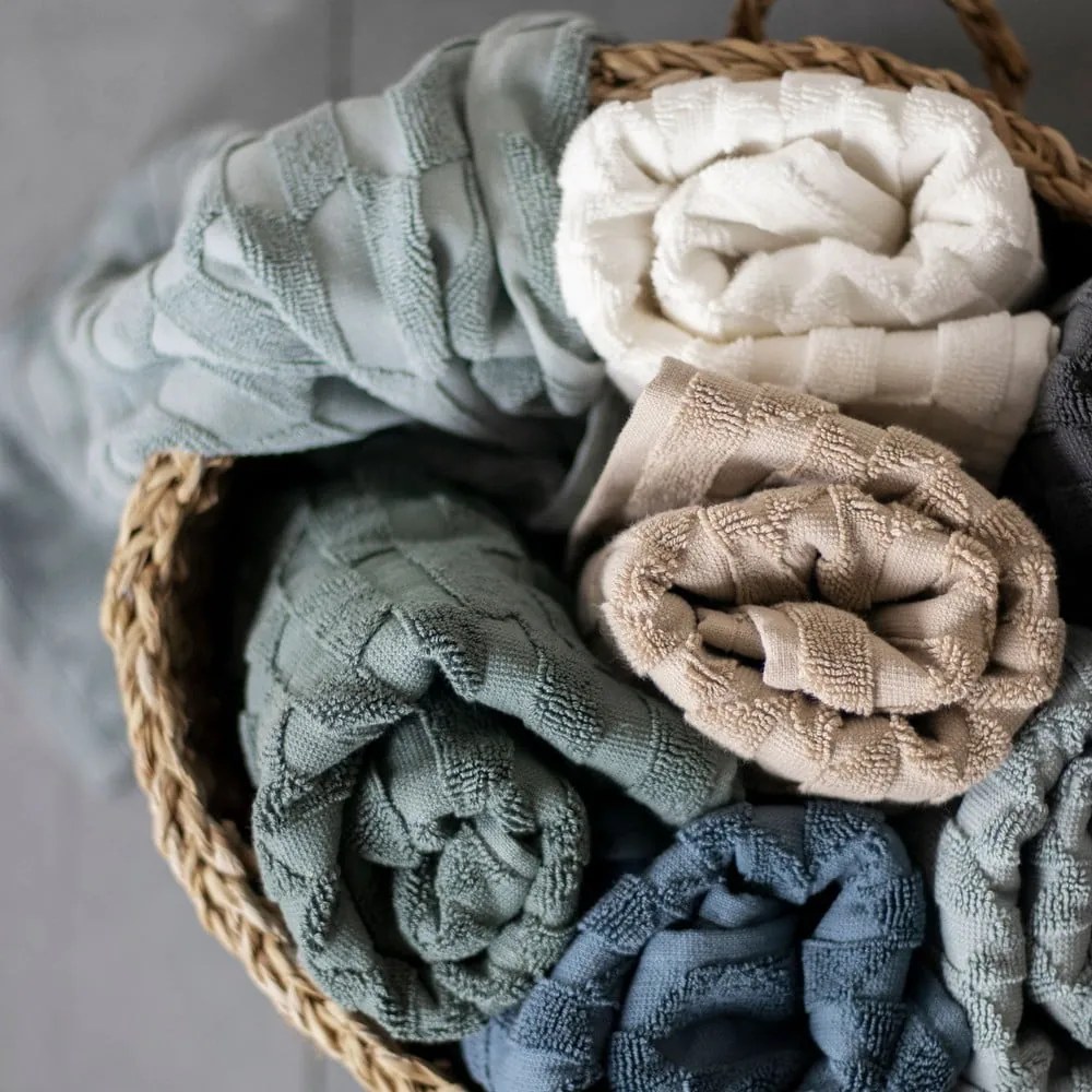 Тъмнозелена памучна кърпа 50x95 cm Geo - Mette Ditmer Denmark