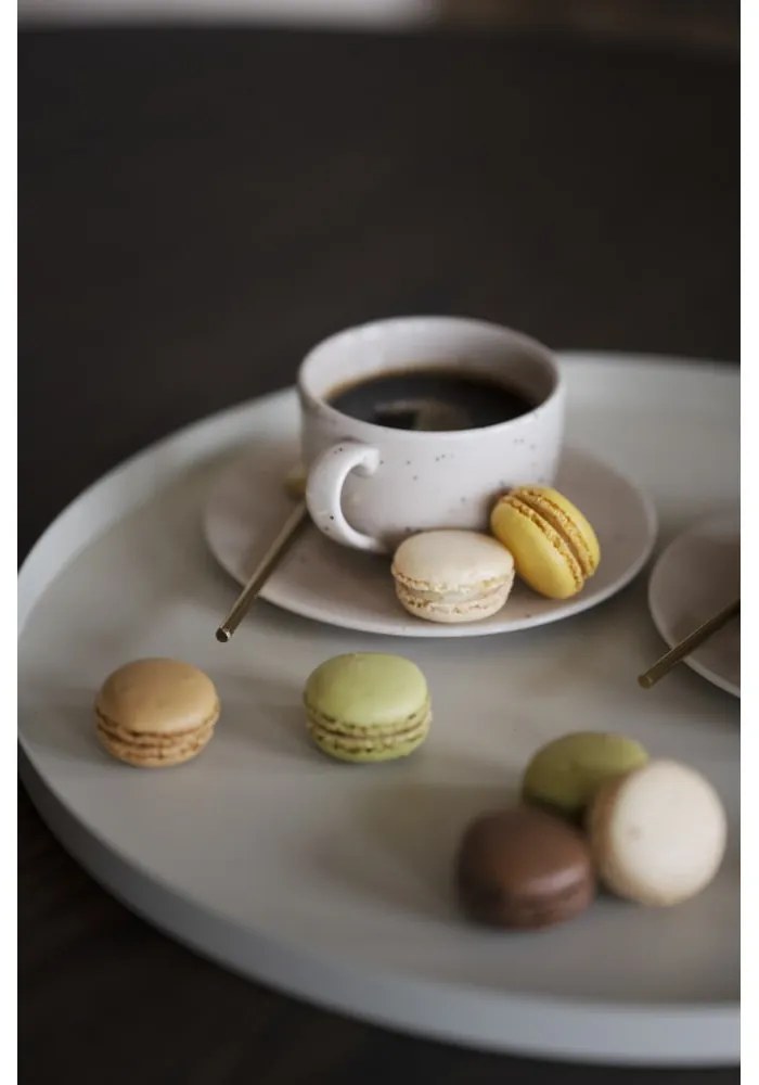 Тъмнокафява кръгла трапезна маса от декор от дъб ø 115 cm Yumi – Rowico