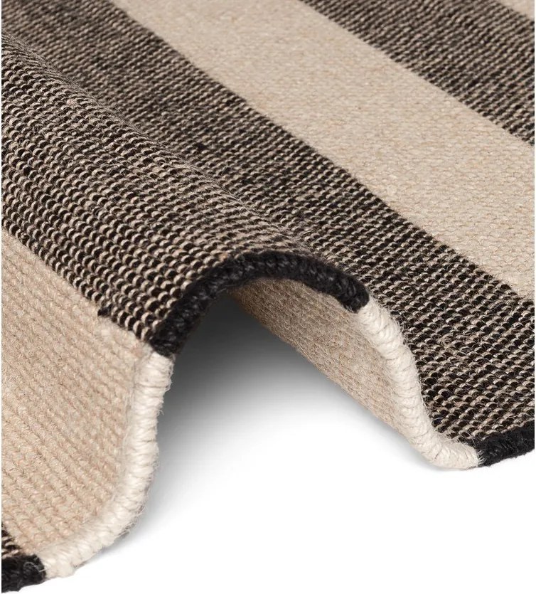 Черен/кремав двустранен/ръчно изработен ютен килим 120x170 cm Playa – Hanse Home