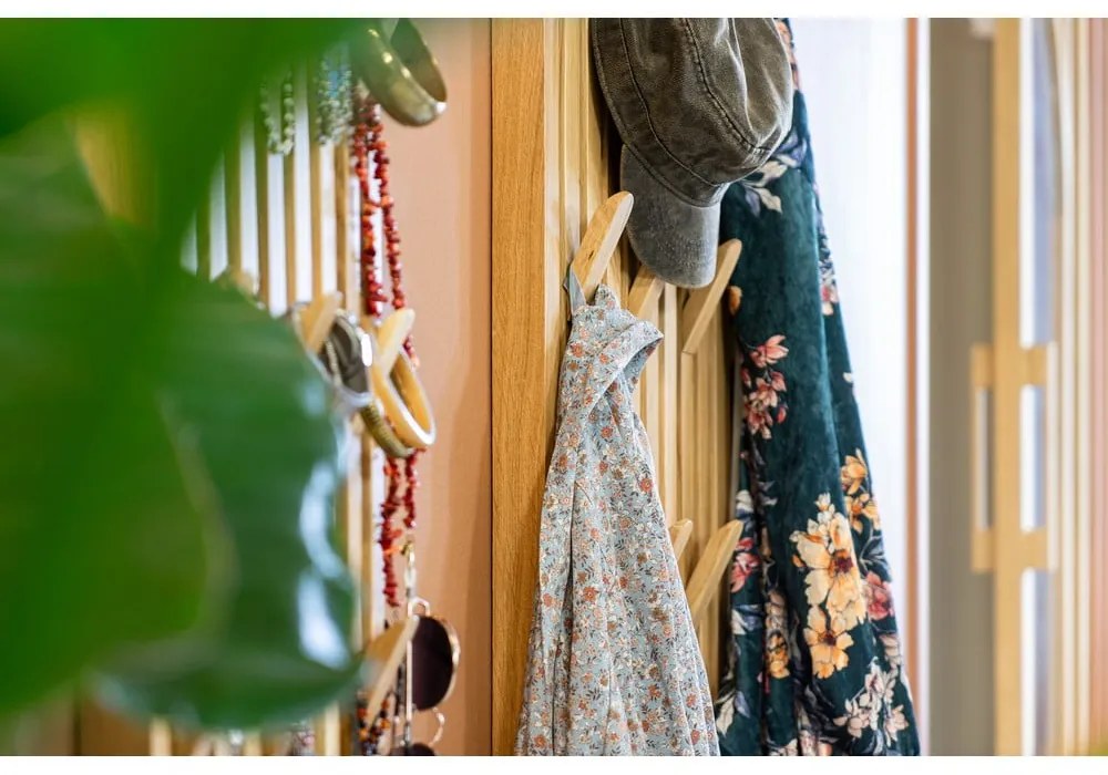 Панел за окачване от масивен дъб естествен 46x100x8 cm Parco – Spinder Design