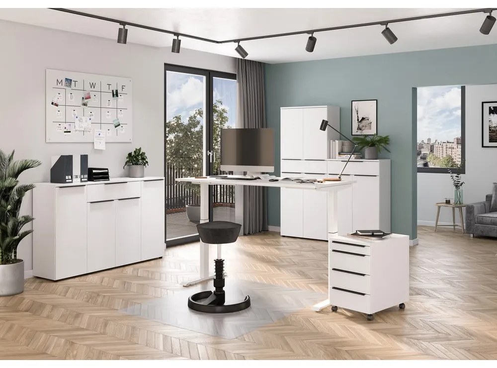 Работна маса с електрическо регулиране на височината 80x180 cm Mailand – Germania