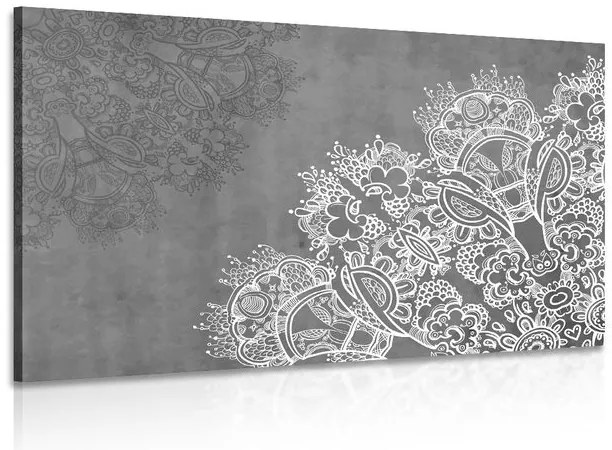 Картина на платно – Елементи на цветна Мандала в черно-бяло изпълнение