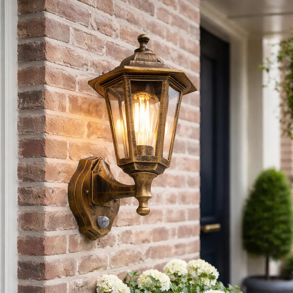 Класическа външна стенна лампа антично злато с детектор за движение - New Haven