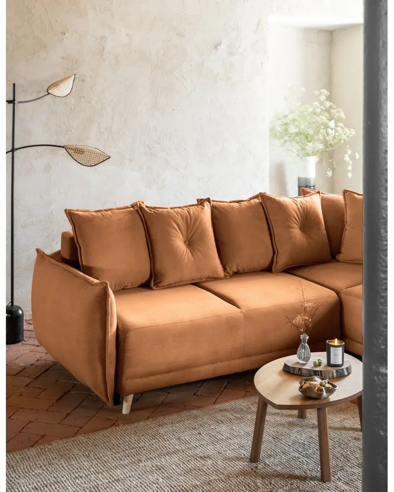 Ъглов разтегателен диван от велур в тухлен цвят (десен ъгъл) Lazy Lukka - Miuform