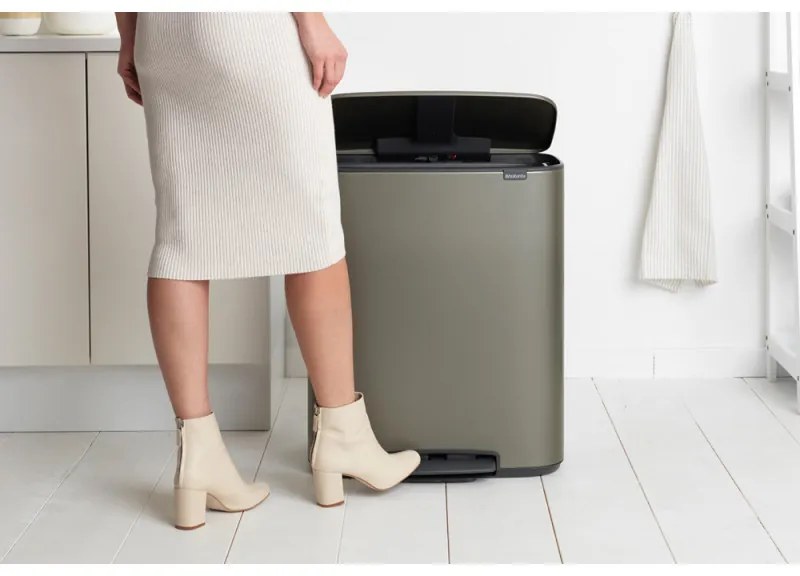 Кош за боклук Brabantia Bo Pedal 1003184, 60 л, Леко затваряне, Противоплъзгаща основа, Сив