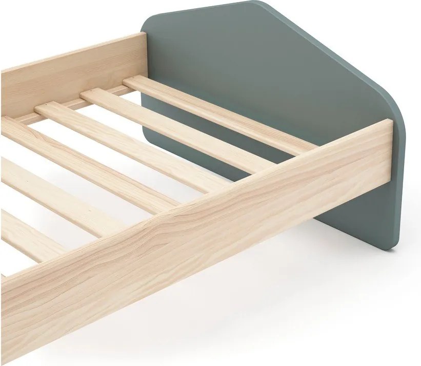 Детско легло 90x190 cm от декор от бор с включена подматрачна рамка в естествен цвят/сиво-зелено Estefania – Marckeric