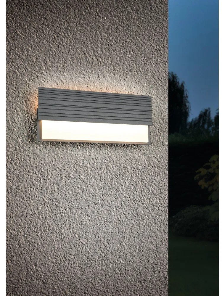 Външно осветително тяло (височина 17 cm) Mariza – Trio