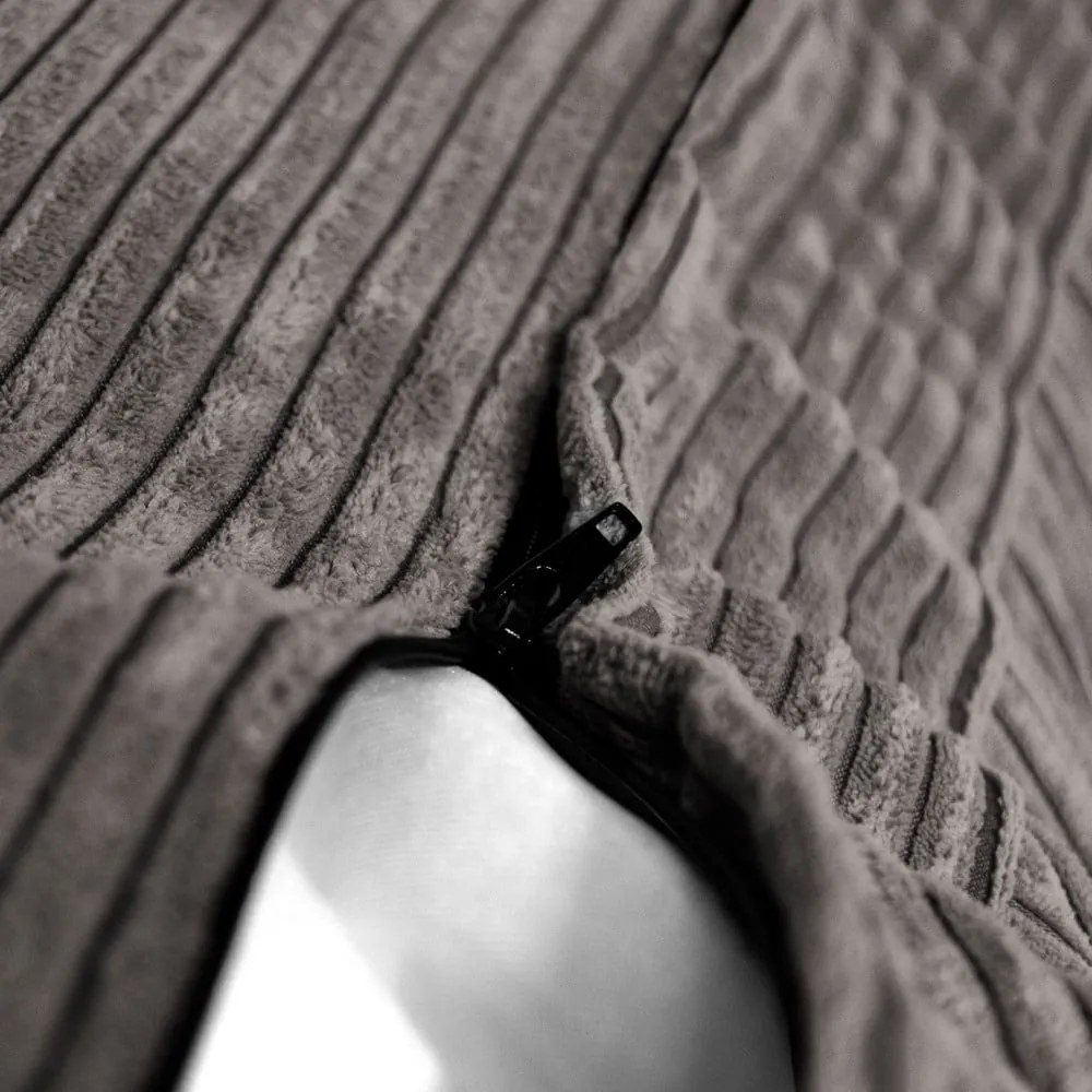 Лилав пуф от рипсено кадифе Seat Lounge – SLOWDOWN