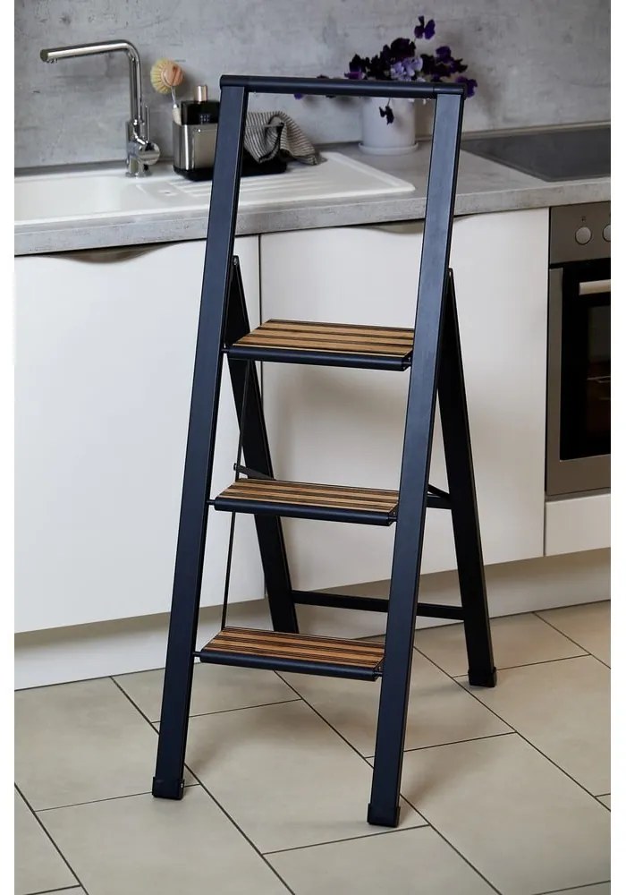 Черна алуминиева нехлъзгава сгъваема стълба Stepladder III. - Wenko