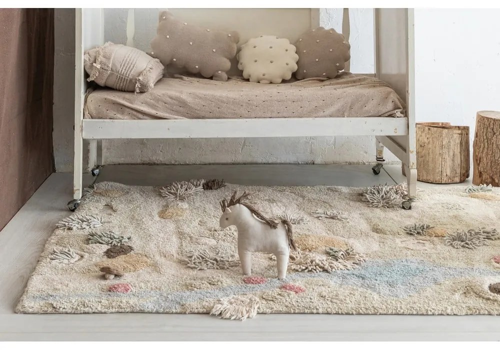 Бежово памучно детско килимче за игра 120x160 cm Path of Nature – Lorena Canals