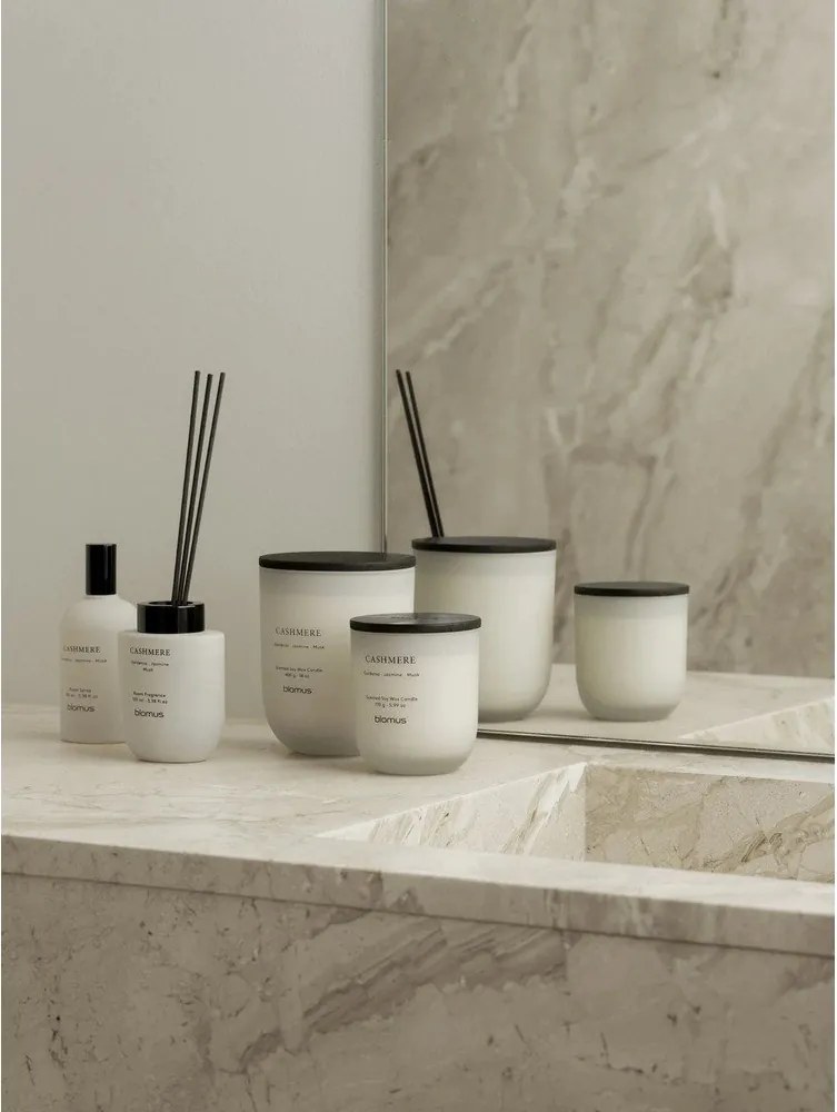 Ароматна свещ от соев восък време на горене 45 час Tuoksu Cashmere – Blomus