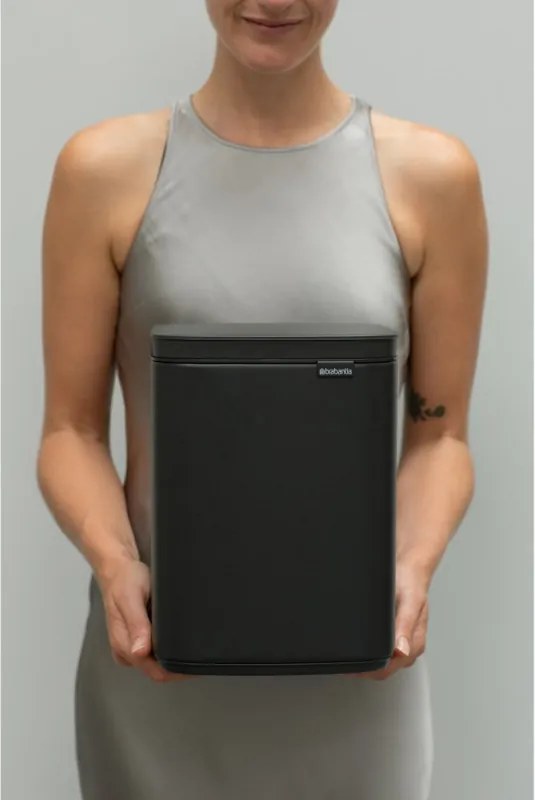 Кош за боклук Brabantia Bo Small 1008866, 4 л, Плавно и безшумно отваряне, Противоплъзгаща основа, Минерално покритие, Тъмносив