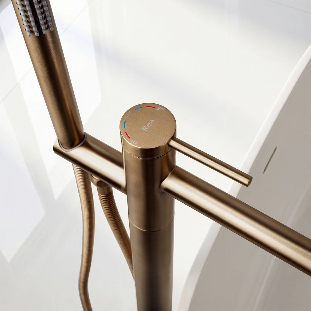 Cмесител-свободно стоящ Rea Clif Brush Copper