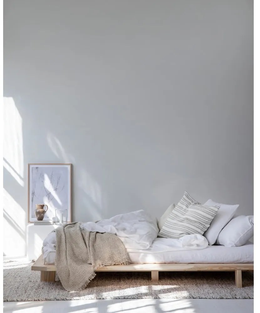 Единично легло от масивен бор с включена подматрачна рамка в естествен цвят 120x200 cm Japan – Karup Design