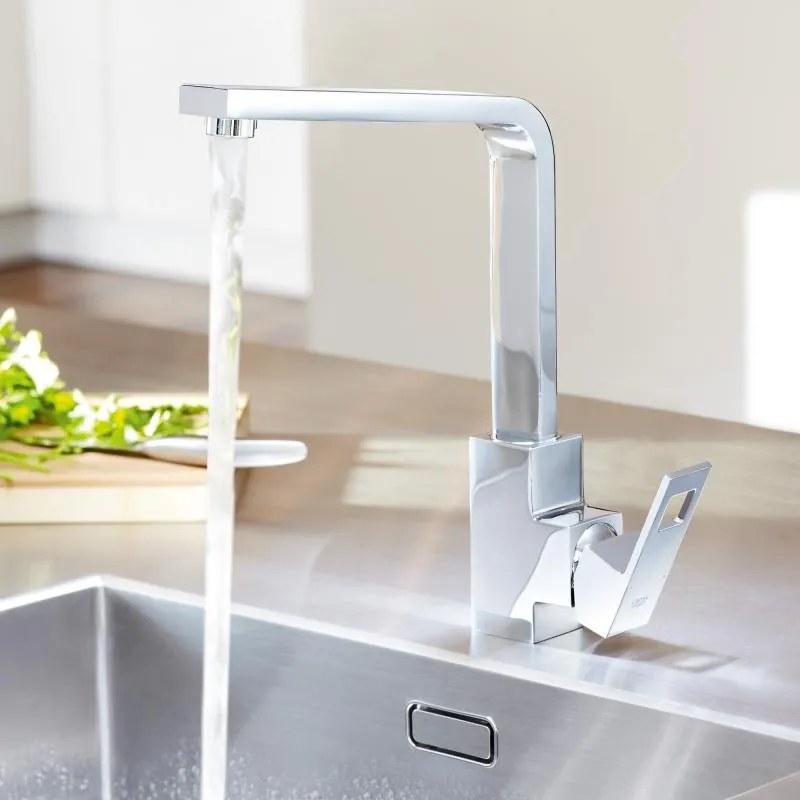 Кухненски кран Grohe EuroCube-Glossy silver