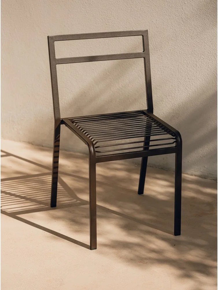 Тъмнокафяв градински стол метален Oto – noo.ma