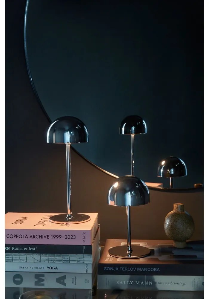 LED настолна лампа с дистанционно управление в сребрист цвят с метален абажур (височина 22 cm) Tim – Sirius