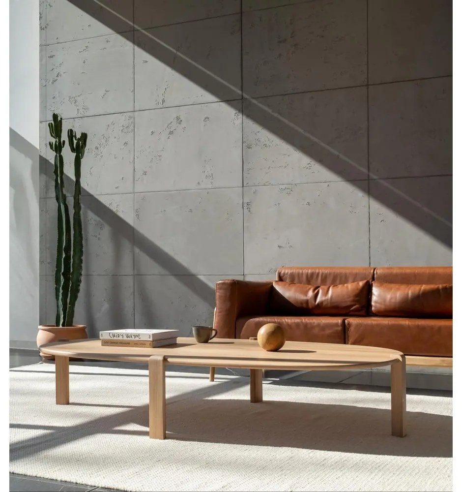 Масичка за кафе от масивен дъб в естествен цвят 100x180 cm Kulin – Gazzda