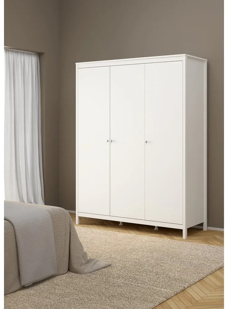 Бял гардероб 150x199 cm Madrid – Tvilum