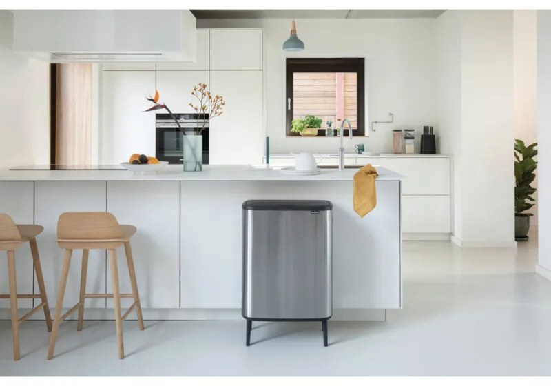 Кош за боклук Brabantia Bo Touch Hi 1001265, 2x30 л, Плътно прилепване към стена, Реглаж на краката, Устойчив на отпечатъци, Инокс/мат