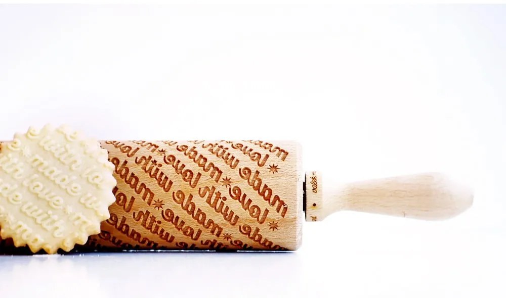 Дървен релефен валяк за тесто Made with Love Made With Love - Valek