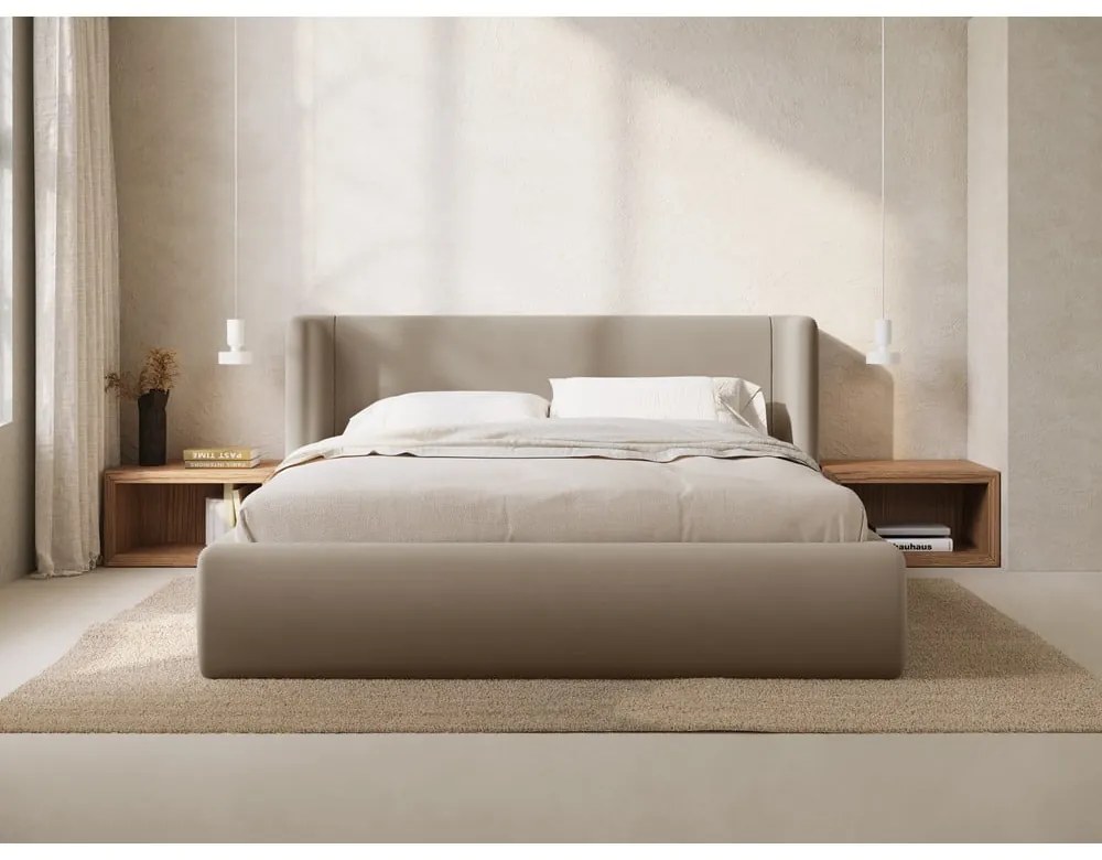 Светлокафяво двойно легло 180x200 cm тапицирано с място за съхранение с включена подматрачна рамка Jason – Windsor & Co Sofas