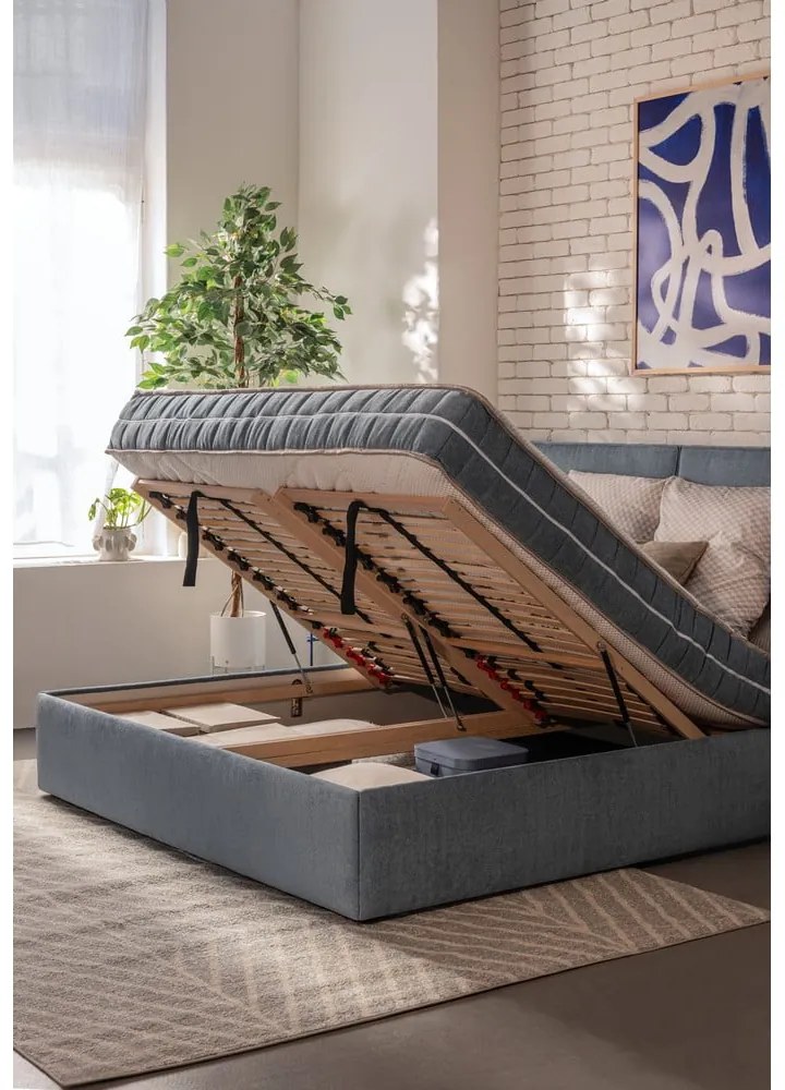 Синьо тапицирано двойно легло с място за съхранение и матрак с решетка 160x200 cm Thessa Bold - Bonami Selection