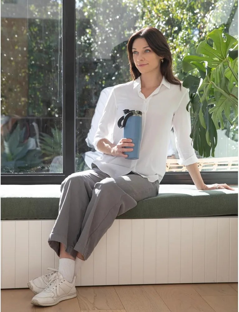 Светлорозова бутилка за пътуване бутилка от неръждаема стомана 1 l Eco – Ladelle