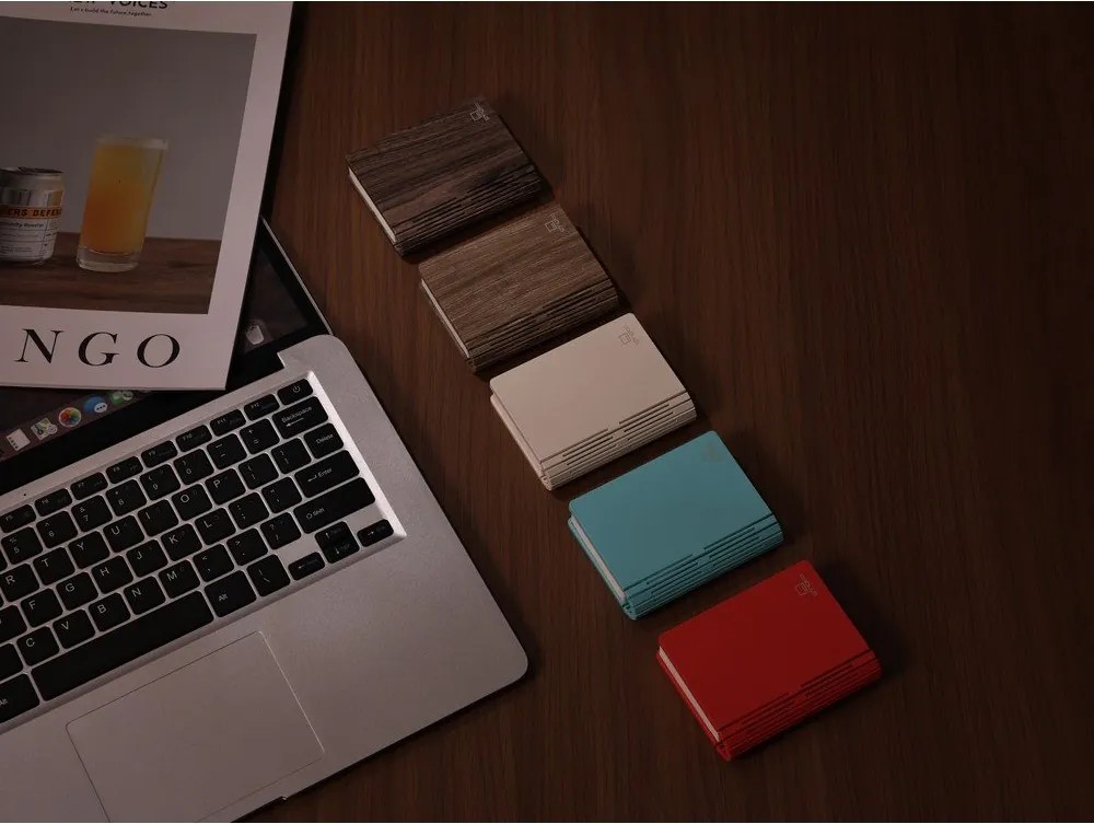 Черна преносима светлинна декорация с USB BookLight – Gingko