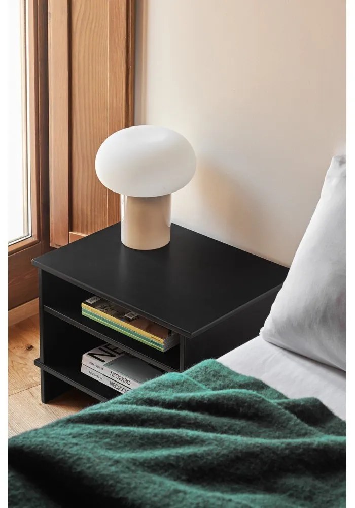 Черно нощно шкафче с рафтове Inari – Teulat