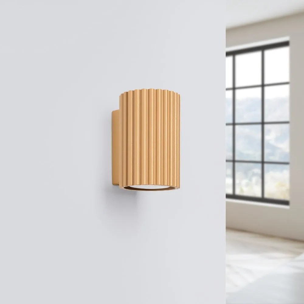 Стенна лампа в златист цвят Gleam – Sollux