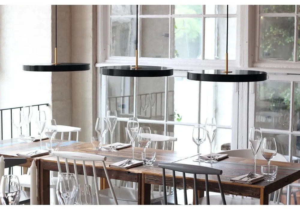 Черно LED висящо осветително тяло с метален абажур ø 31 cm Asteria Mini – UMAGE