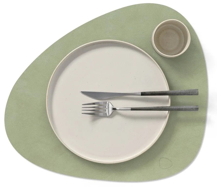 Подложка за хранене от еко кожа 37x44 cm Curve L Nupo – LIND DNA