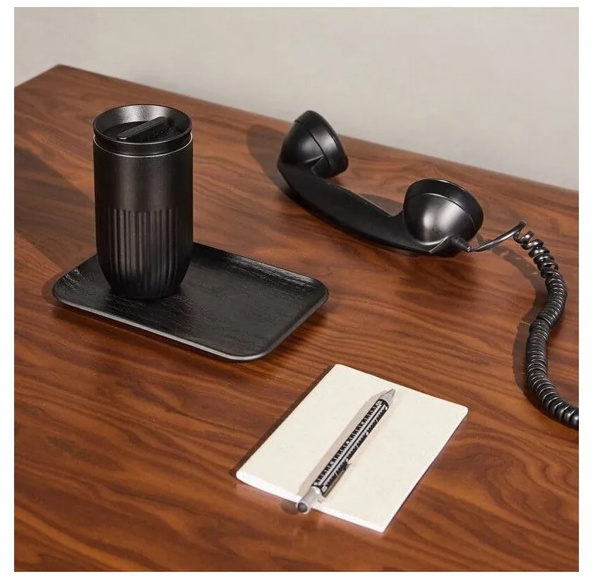 Черна термочаша 320 ml Tova – Sagaform