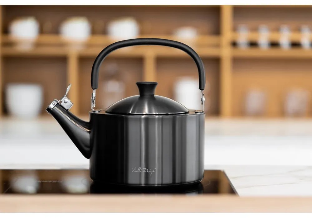 Черен чайник с бутало , 1,5 л Diamante - Vialli Design