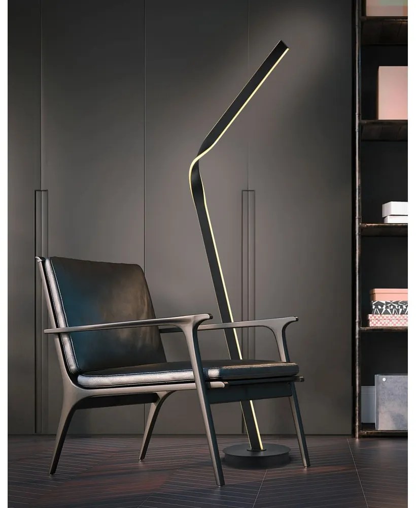 Черна LED подова лампа с метален абажур (височина 181 cm) Cicenza – CINQUE