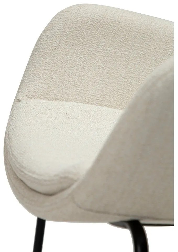 Кремав стол от плат букле Zimmer – DAN-FORM Denmark