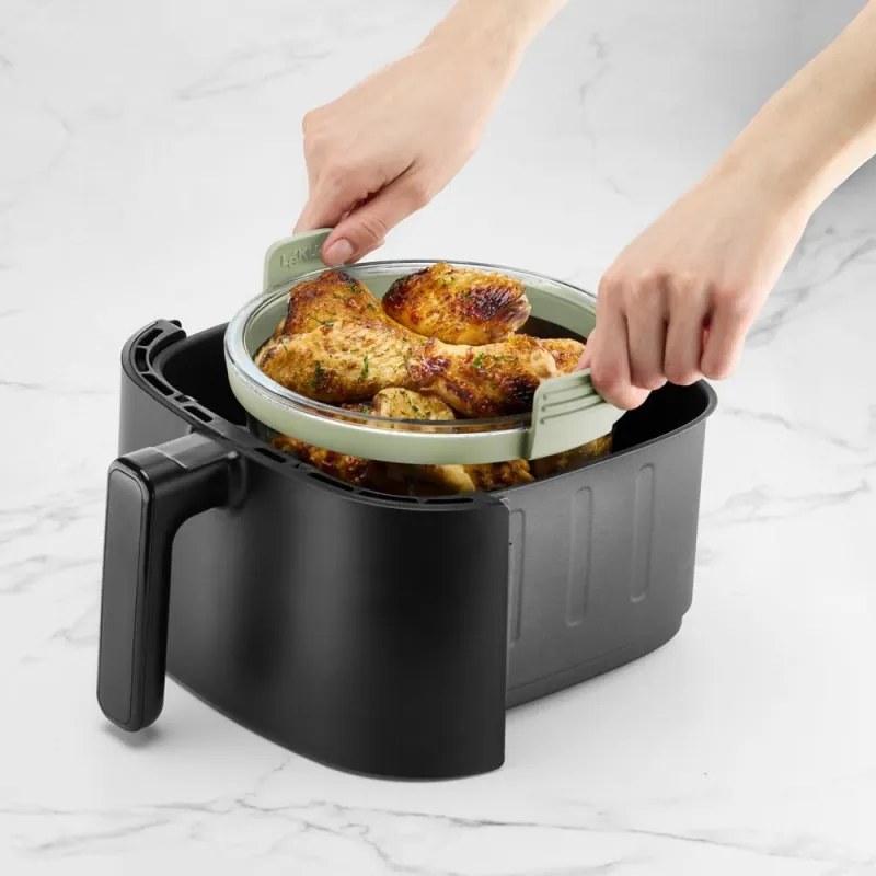 Форма за печене във фритюрник с горещ въздух Lekue 1010160, 20.5x19.5x10 см, Стъкло, Противоплъзгащи дръжки, -20/+220°C, Лесно почистване, Зелен