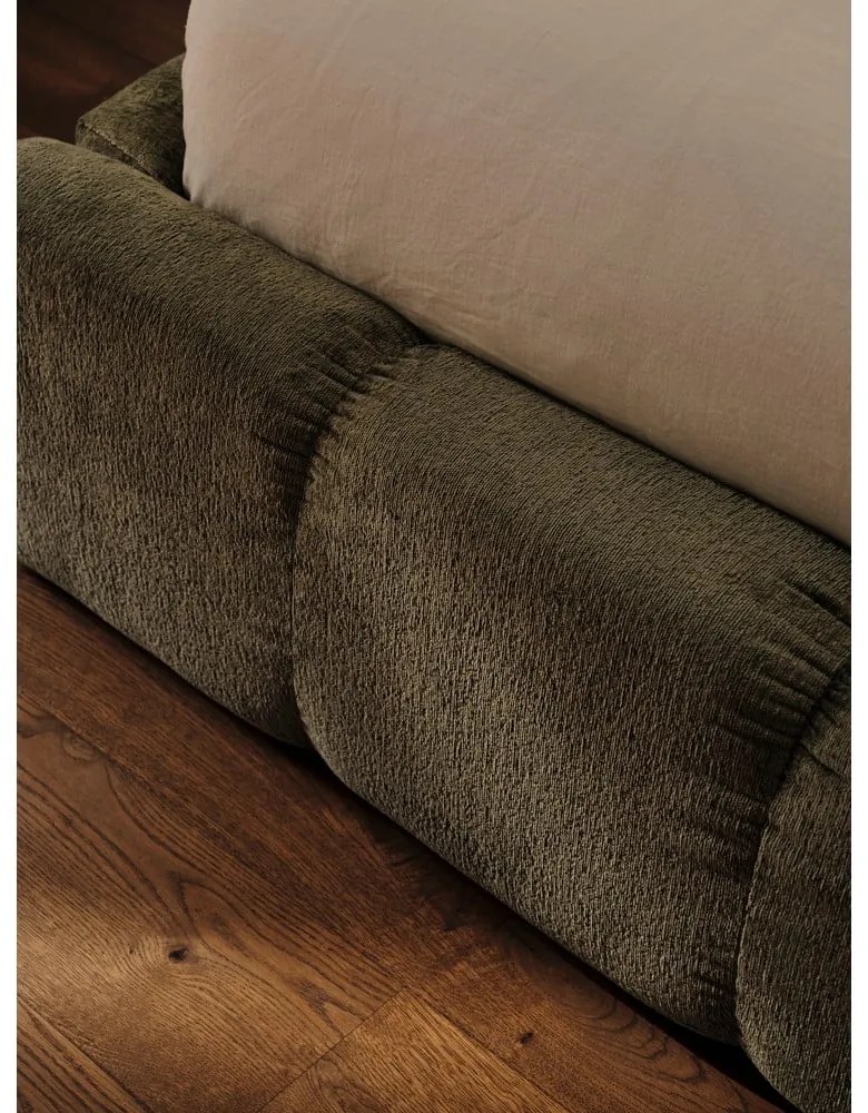 Зелено тапицирано двойно легло с място за съхранение с включена подматрачна рамка 180x200 cm Lupine – Micadoni Home