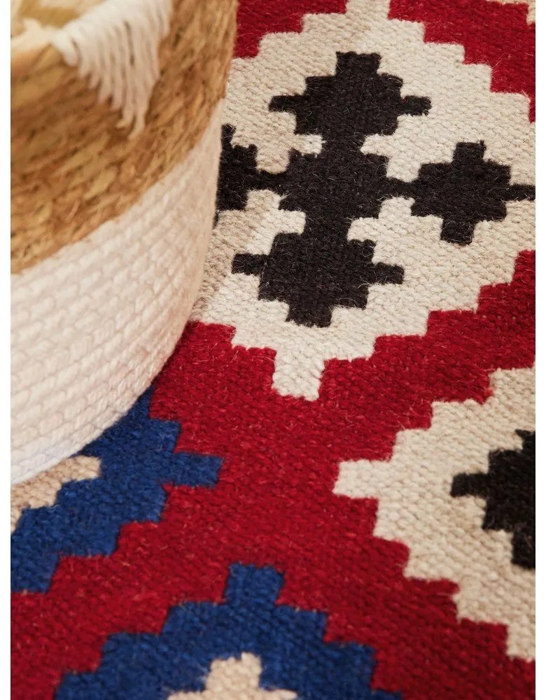 Червена двустранна ръчно изработена вълнена пътека 60x190 cm Kamal Rami – Nouristan