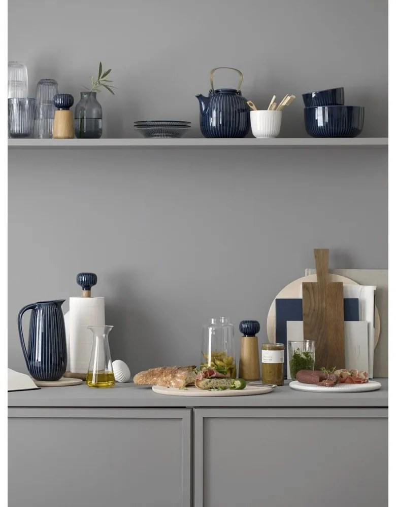 Стойка за хартиени кърпи от дъбово дърво с тъмносин порцеланов детайл Hammershoi Hammershøi - Kähler Design