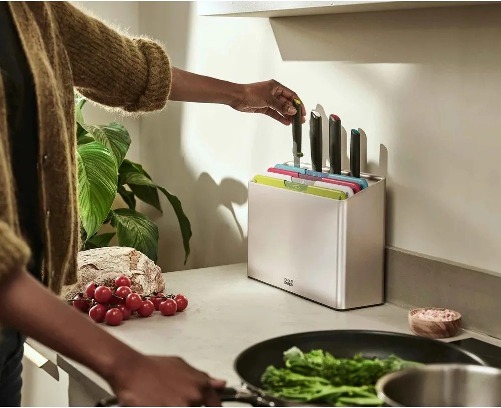 Комплект дъски за рязане и ножове с поставка 10x32 cm Folio Icon Plus – Joseph Joseph