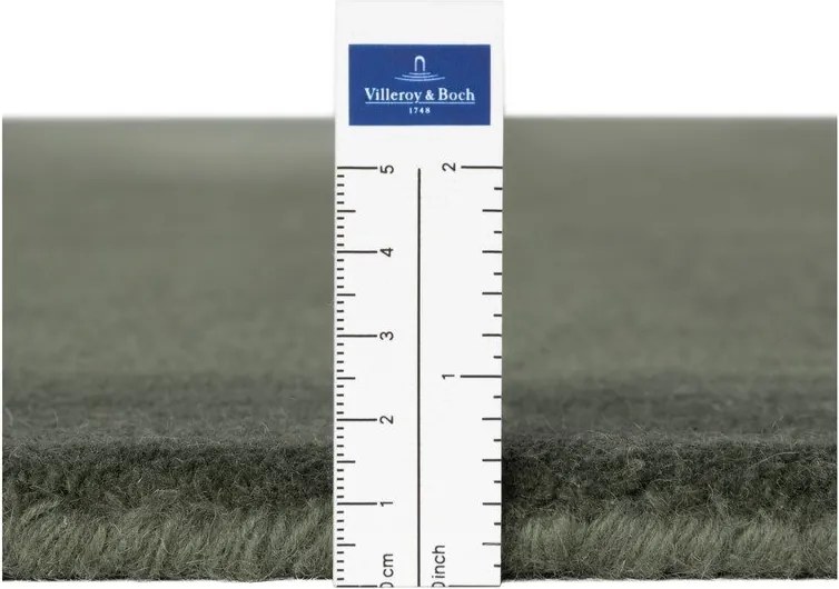Тъмнозелен ръчно изработен килим със смес от вълна 120x180 cm Kari – Villeroy&amp;Boch