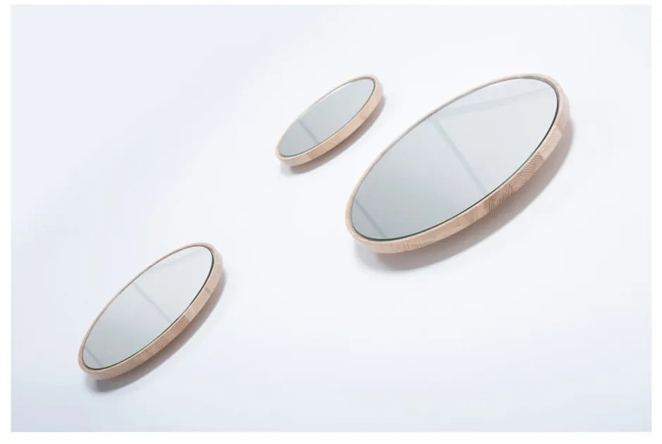 Стенно огледало с рамка от масивен дъб , ⌀ 32 cm Look - Gazzda